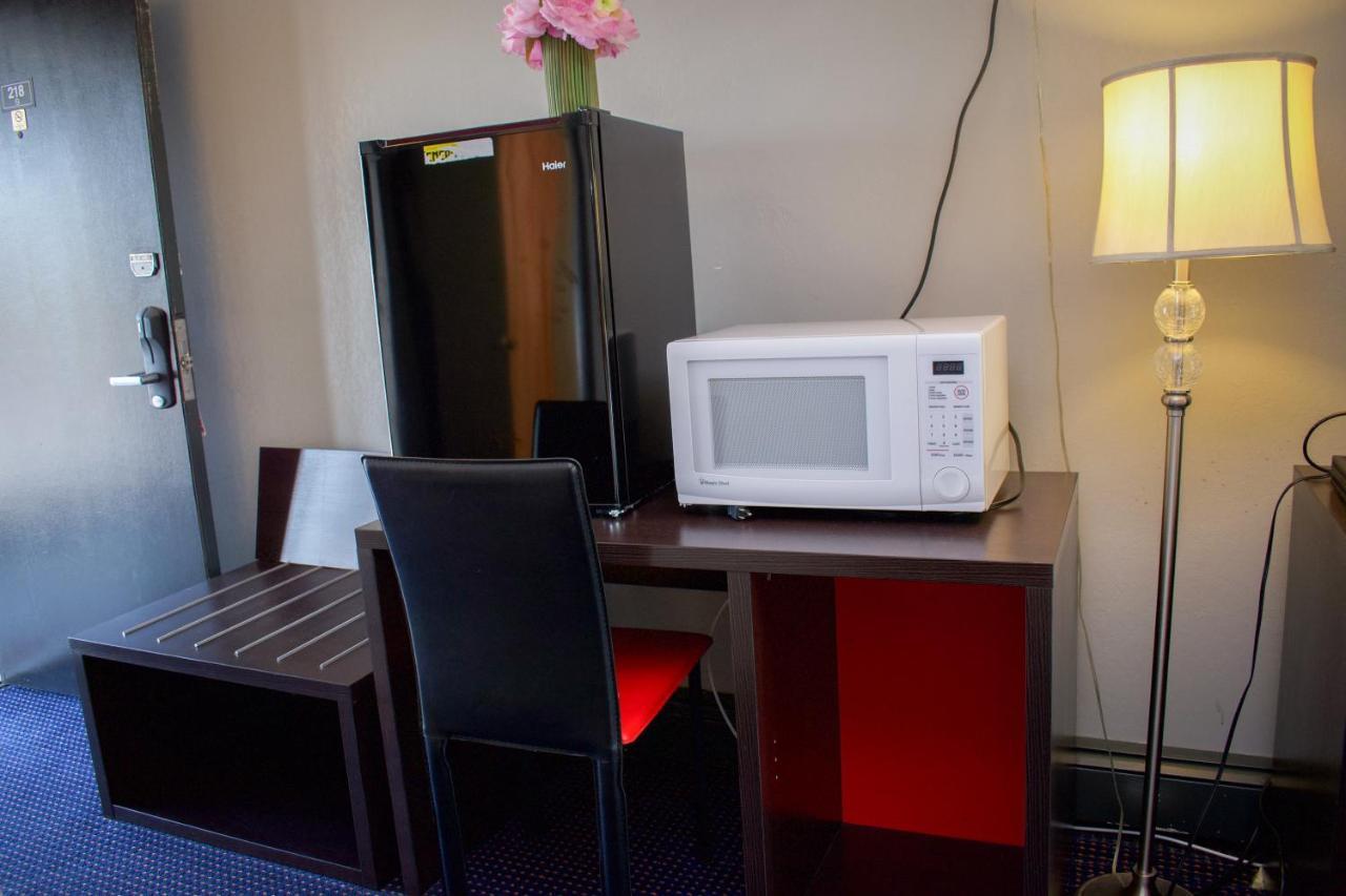 Travel Hotel